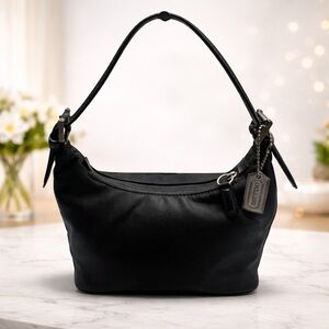 Coach Vintage ‘00 Small Hobo Y2K Black Nylon Shoulder Bag Style 7428